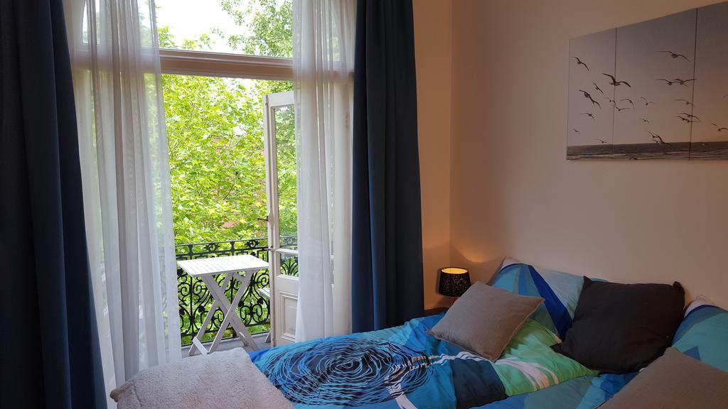 City Lodge Stay A While ズヴォレ エクステリア 写真